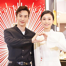 ​线率之美，光彩斐然