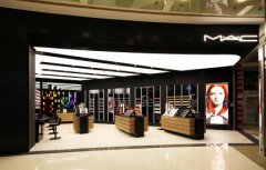 ​M.A.C上海来福士专卖店豪华升级亮相申城